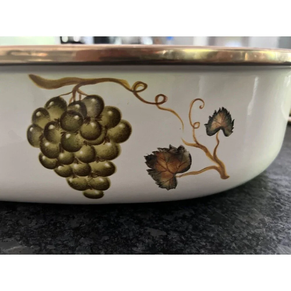 Villa Grande Porcelain Enamel 8 Quart Covered Casserole Dish